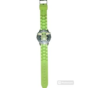 Star wars green rubber band watch with spinning dial